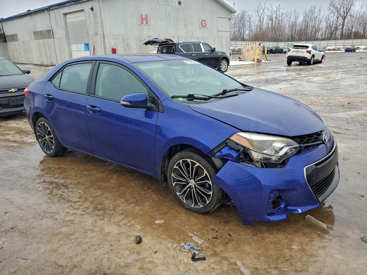 2015 TOYOTA COROLLA L photo 4