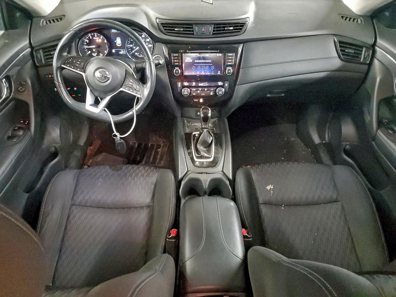 2018 NISSAN ROGUE S photo 8