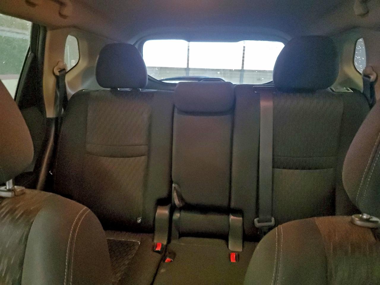 2018 NISSAN ROGUE S photo 10