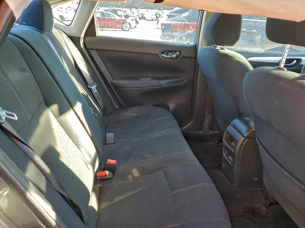 2016 NISSAN SENTRA S photo 10
