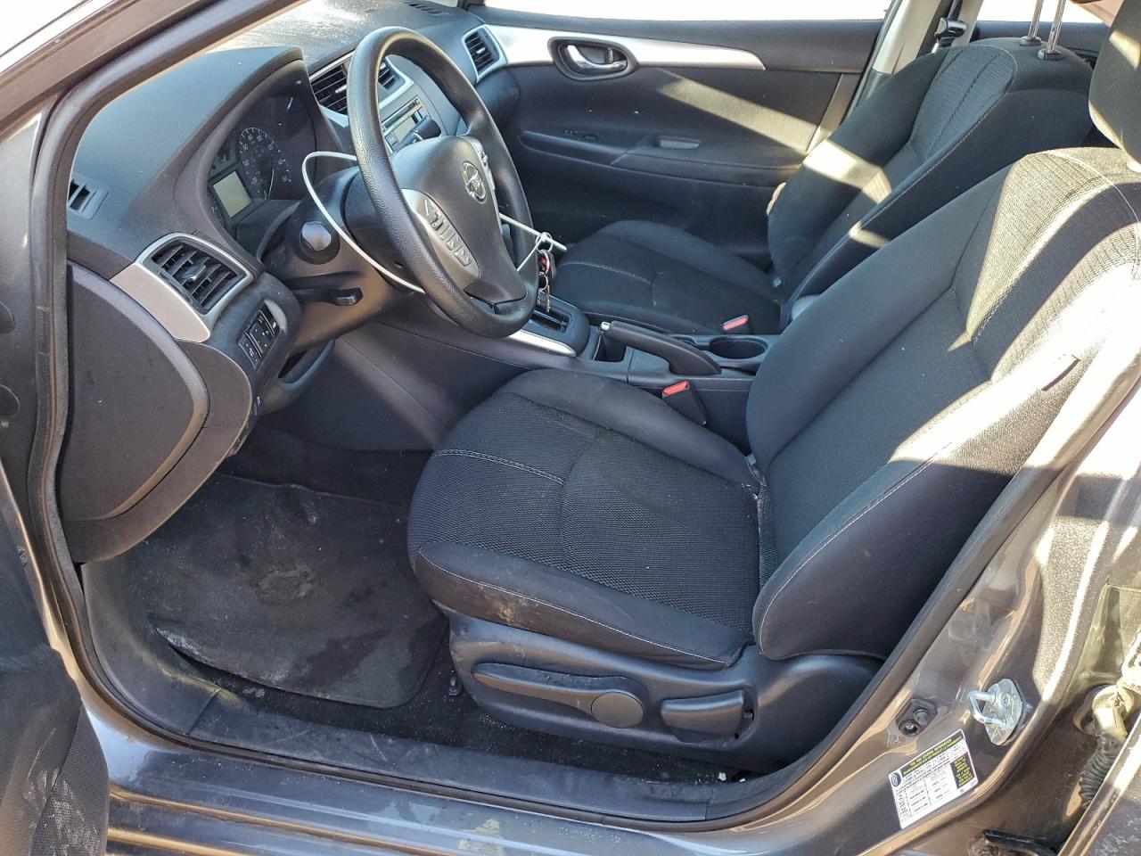 2016 NISSAN SENTRA S photo 7