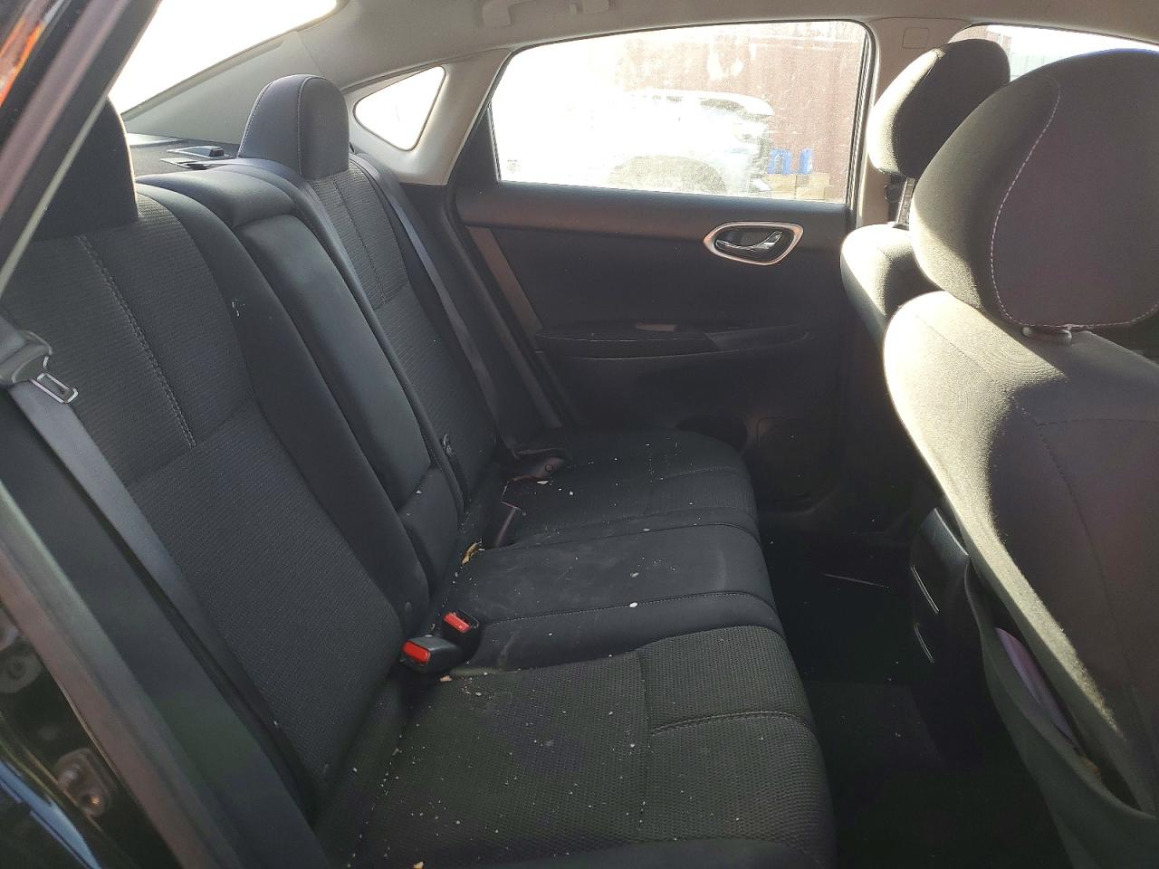 2014 NISSAN SENTRA S photo 10