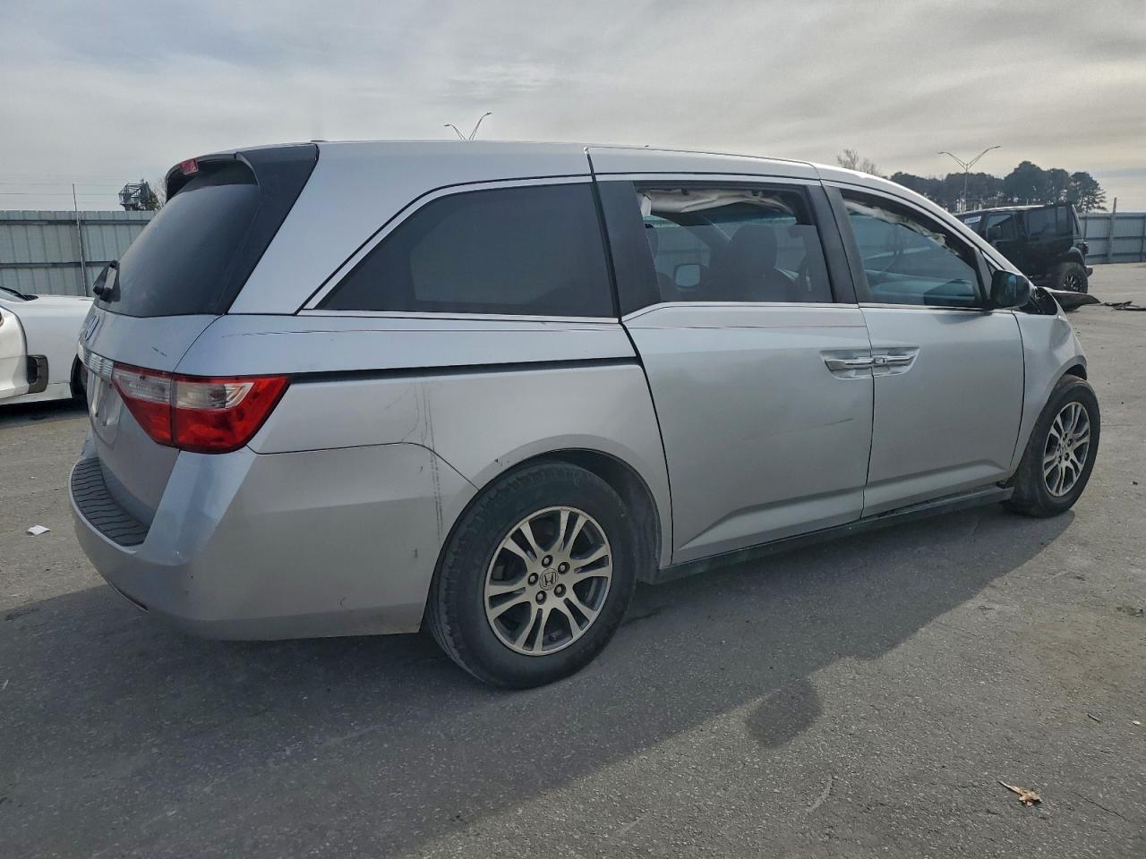 2012 HONDA ODYSSEY EXL photo 3