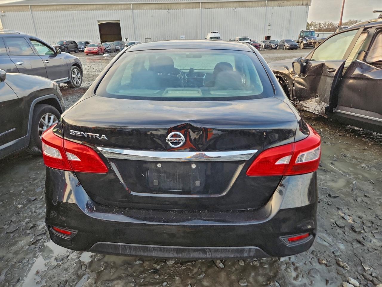2016 NISSAN SENTRA S photo 6