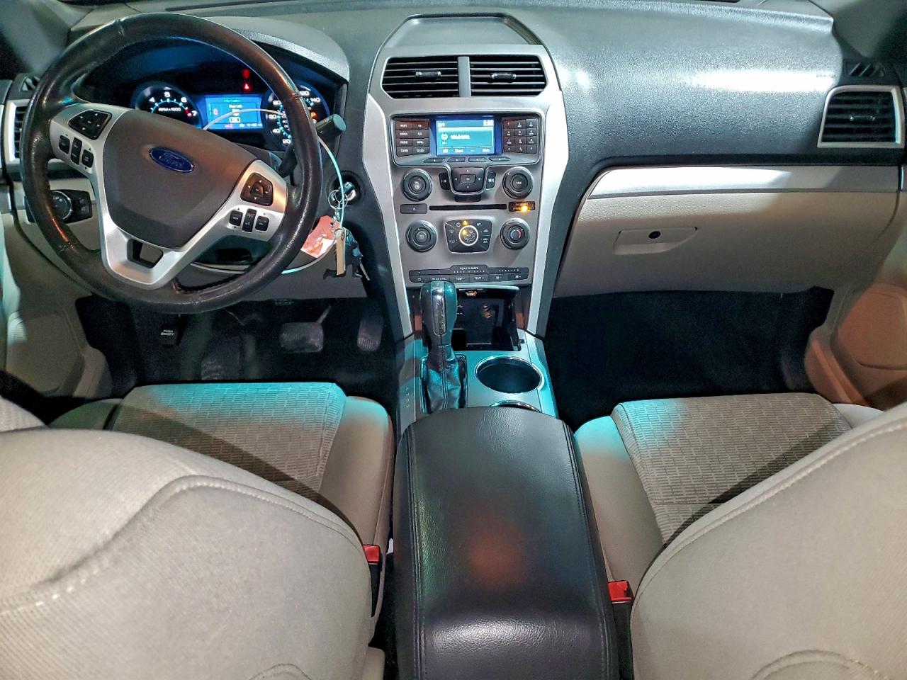 2014 FORD EXPLORER XLT photo 8