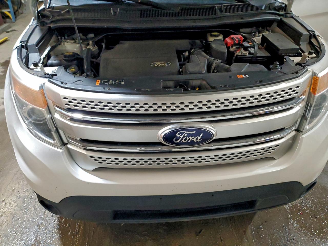 2014 FORD EXPLORER XLT photo 12