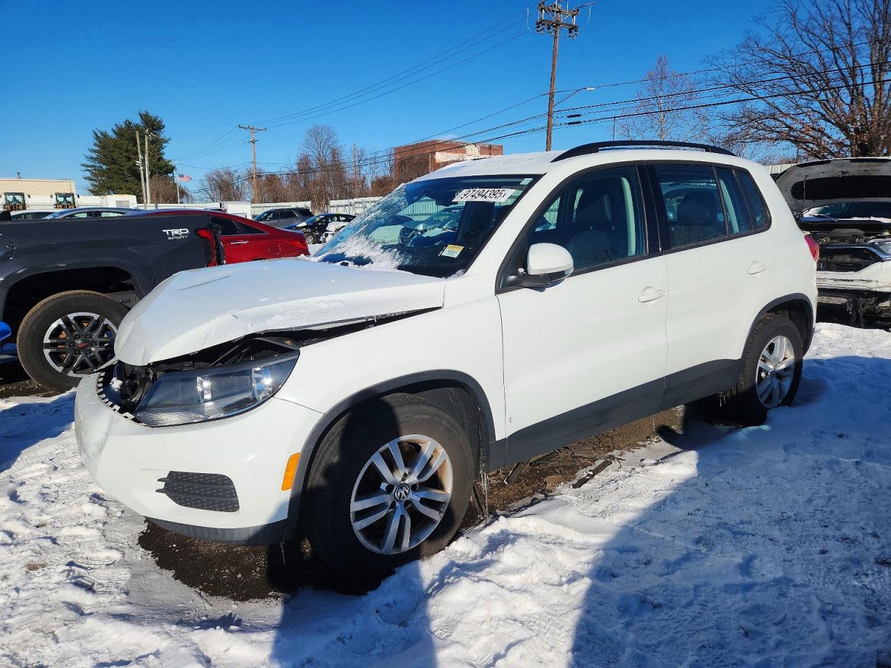 2016 VOLKSWAGEN TIGUAN