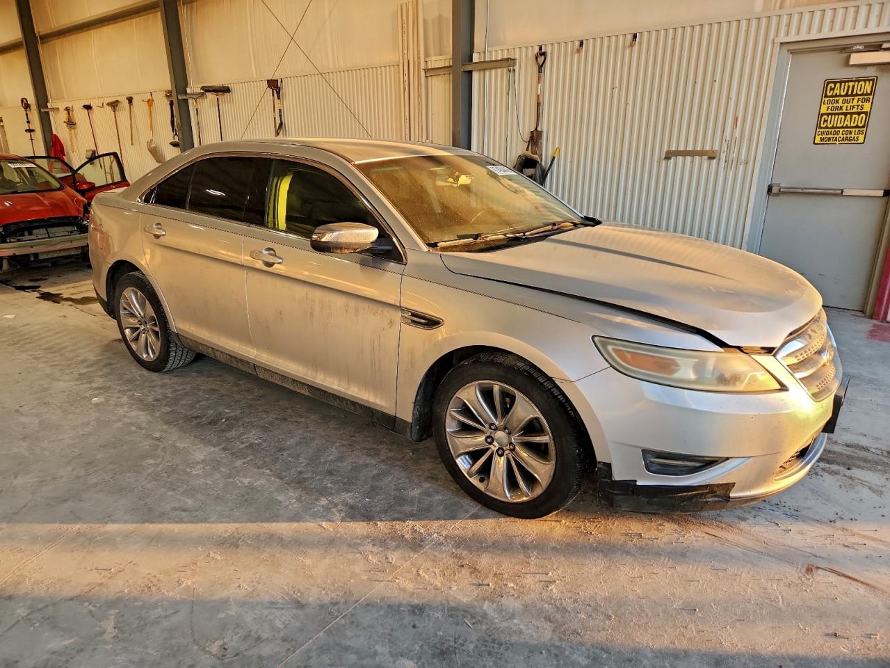 2010 FORD TAURUS LIMITED photo 4