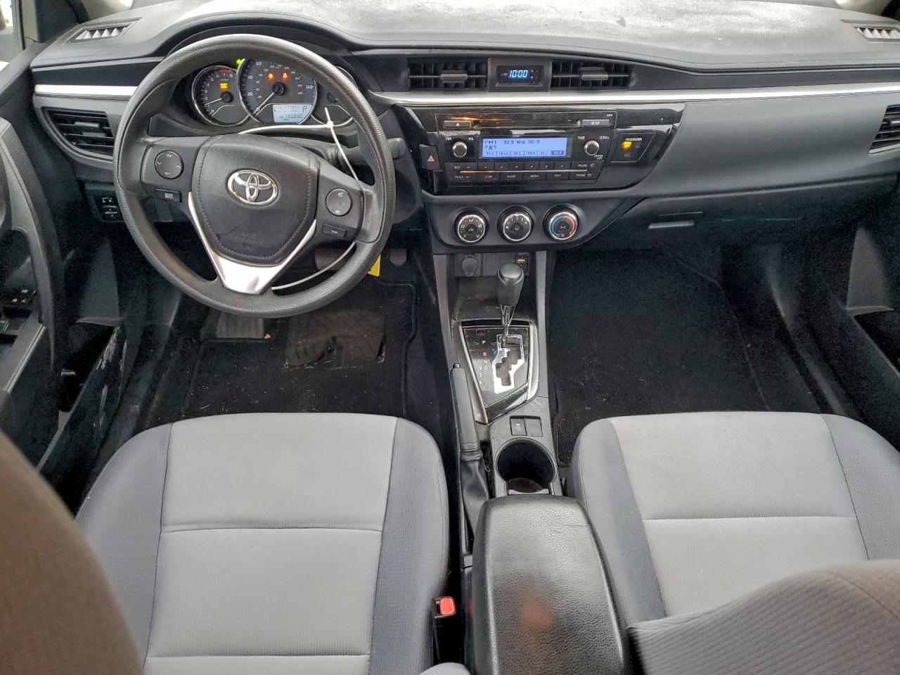 2014 TOYOTA COROLLA L photo 8