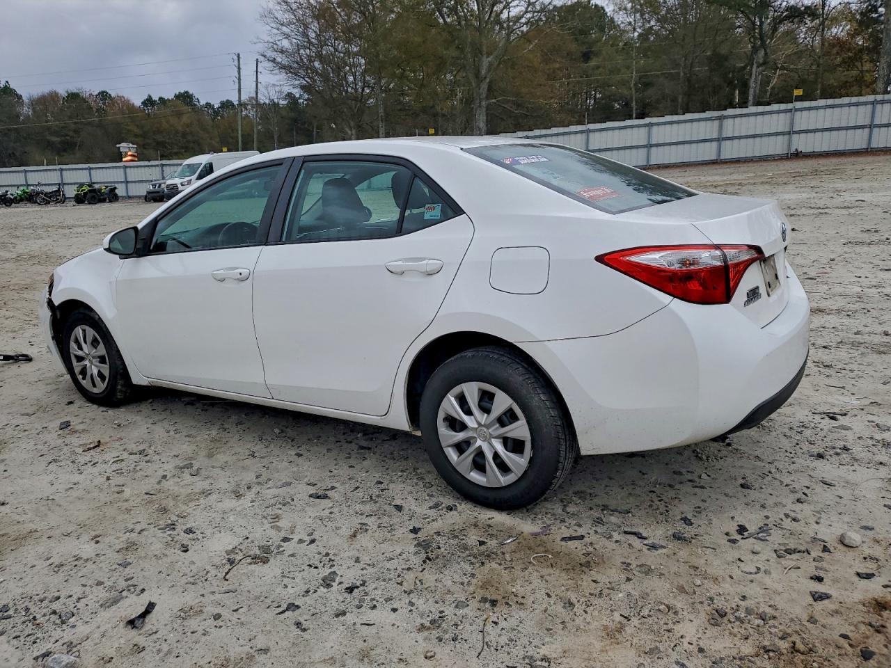 2014 TOYOTA COROLLA L photo 2