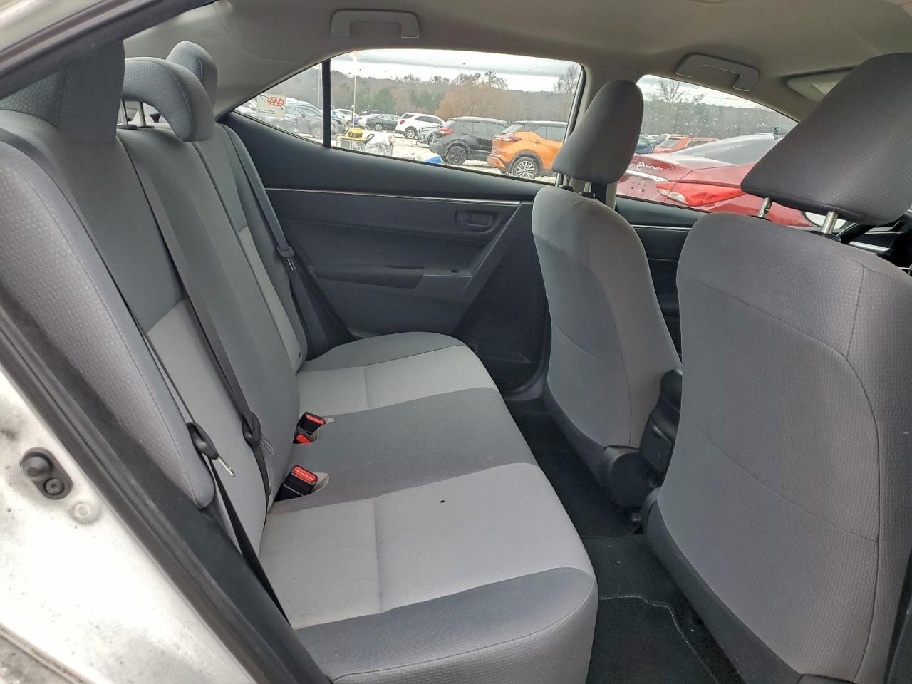 2014 TOYOTA COROLLA L photo 10