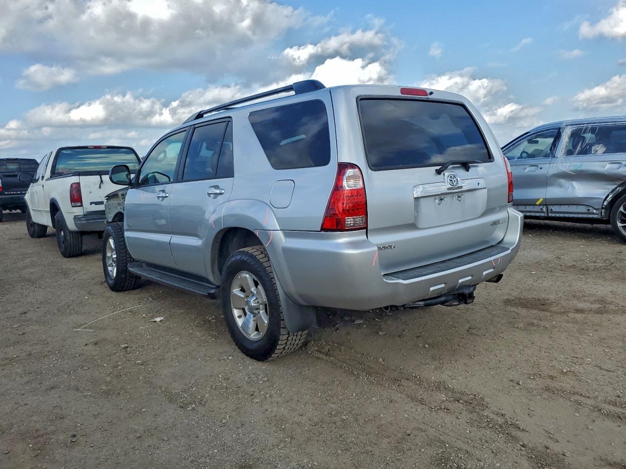 2006 TOYOTA 4RUNNER SR5 photo 2