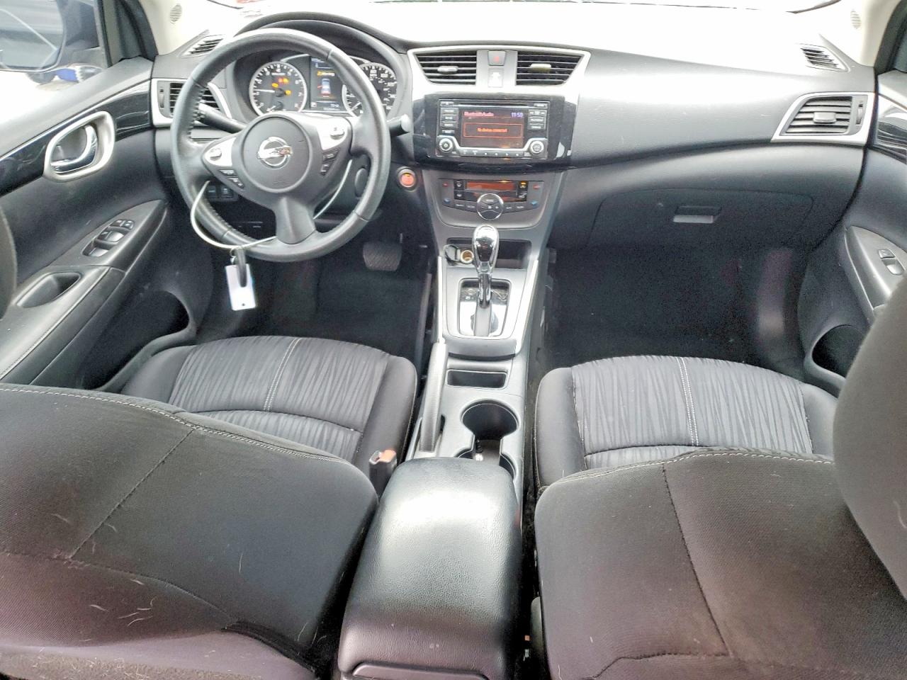 2018 NISSAN SENTRA S photo 8