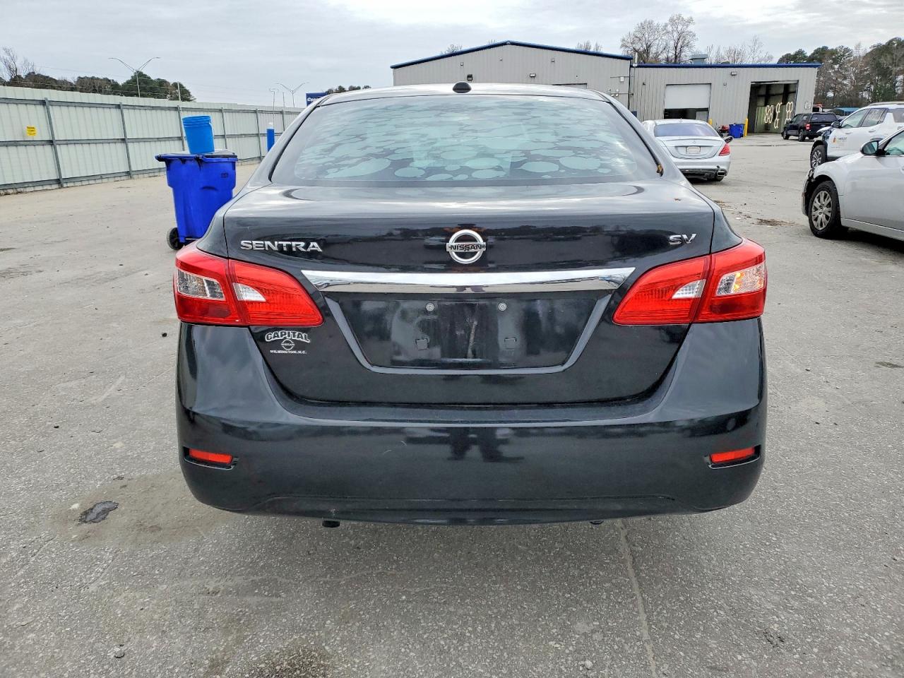 2018 NISSAN SENTRA S photo 6