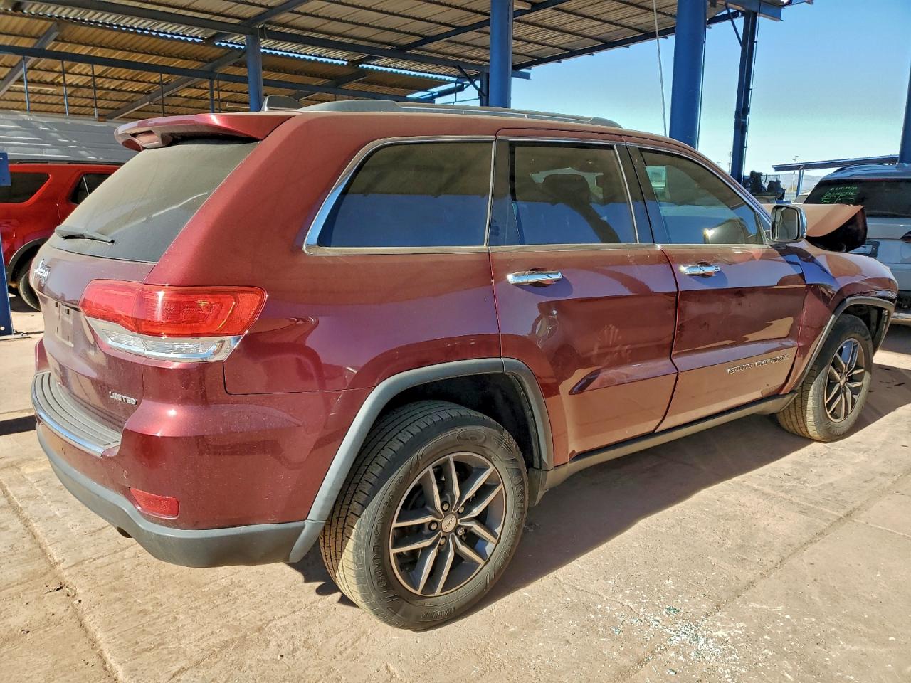 2018 JEEP GRAND CHEROKEE LIMITED photo 3