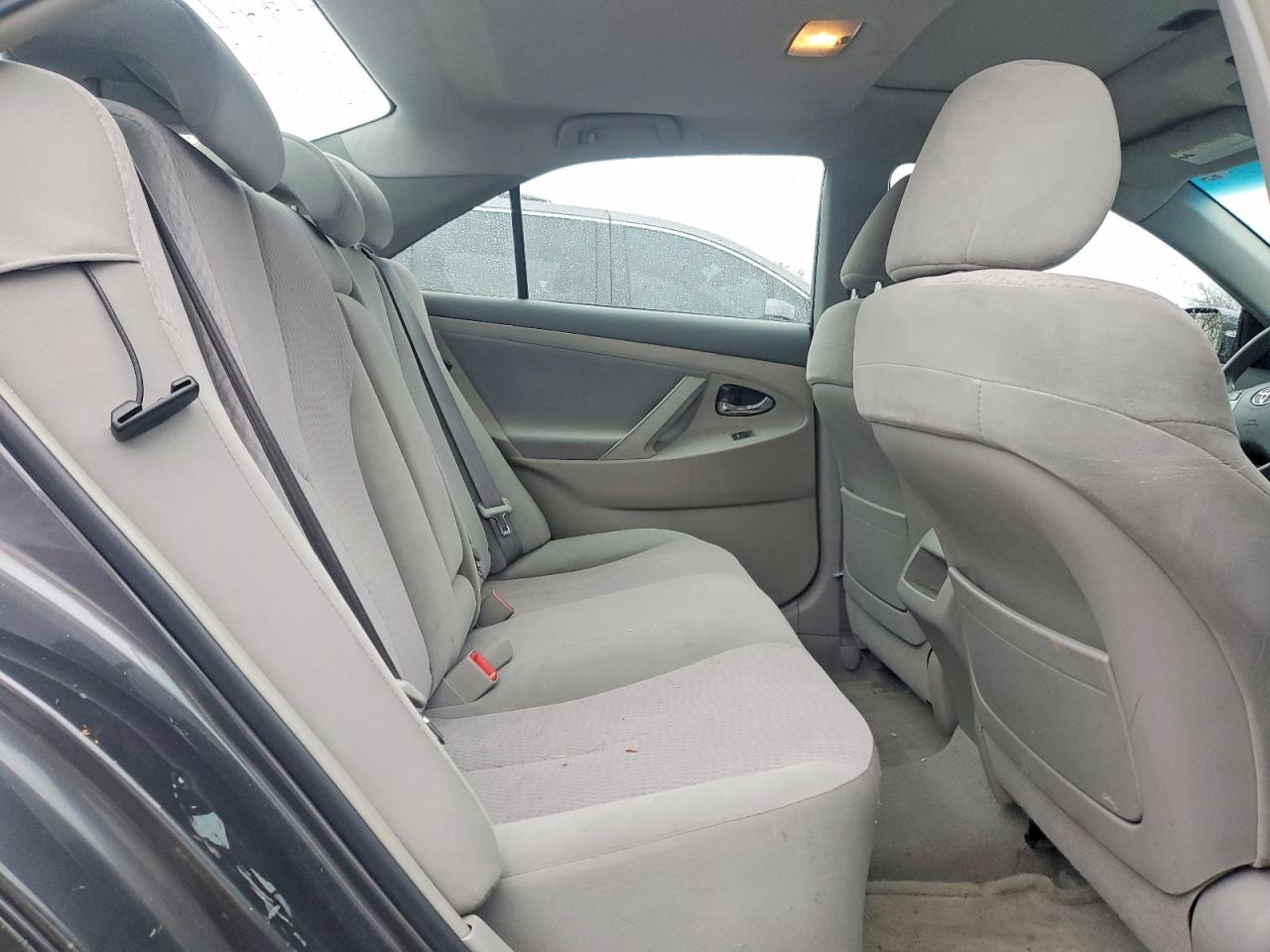2010 TOYOTA CAMRY BASE photo 10