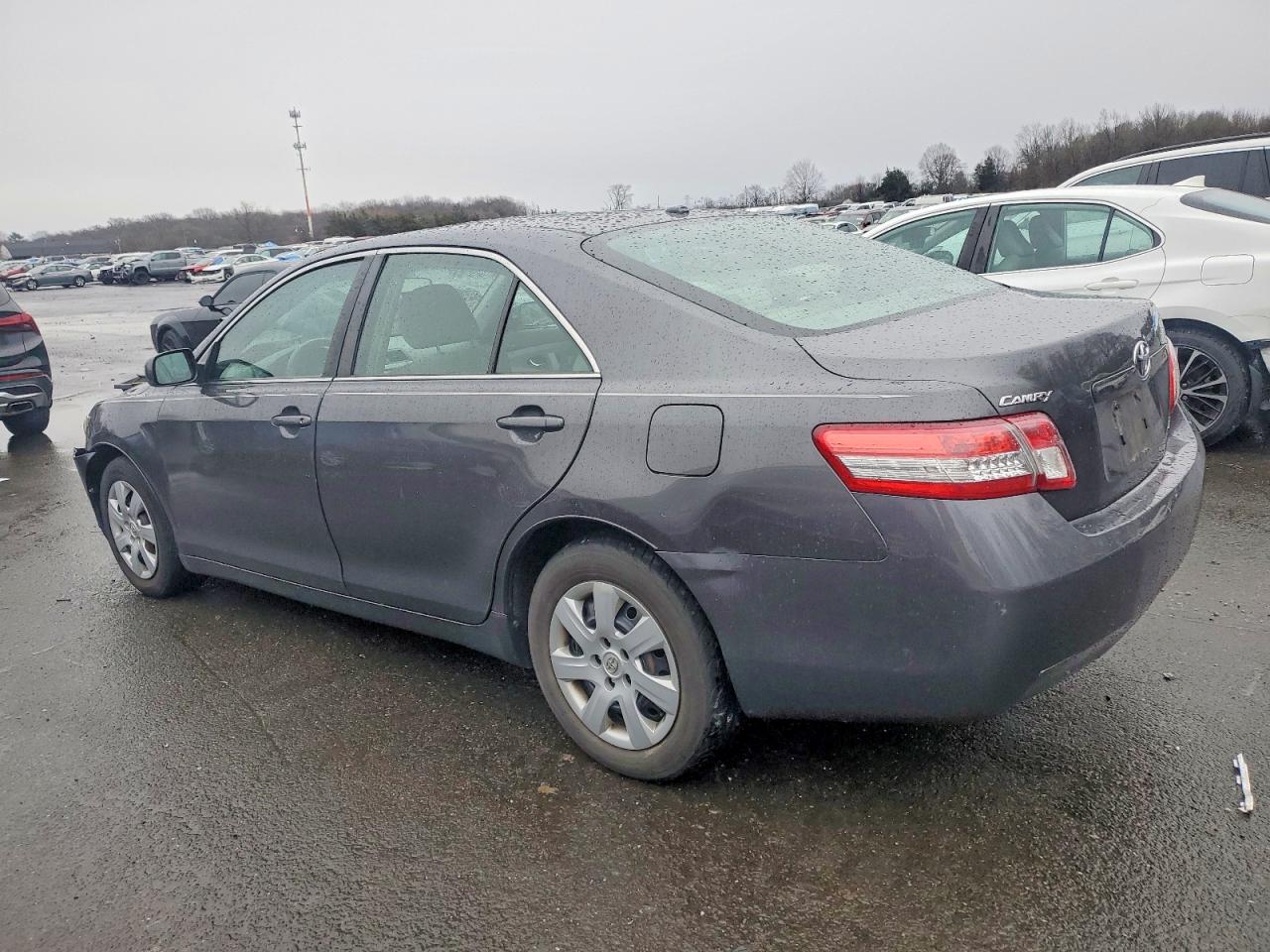 2010 TOYOTA CAMRY BASE photo 2