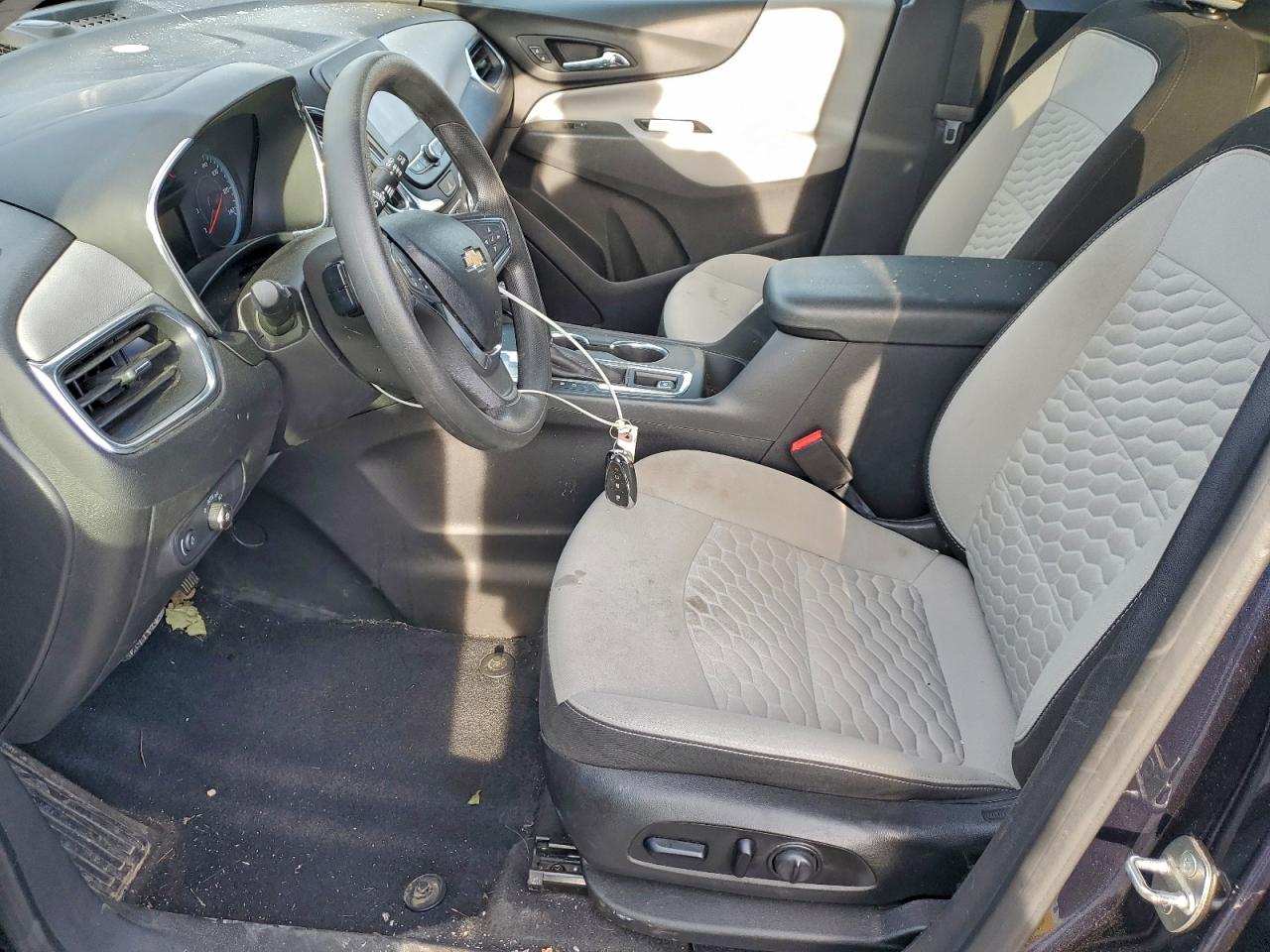 2021 CHEVROLET EQUINOX LS photo 7