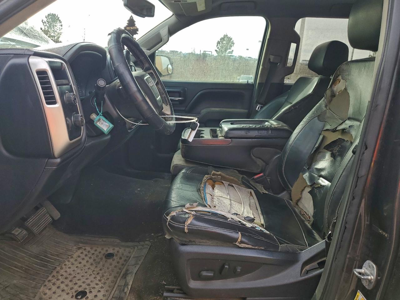 2014 GMC SIERRA K1500 SLE photo 7