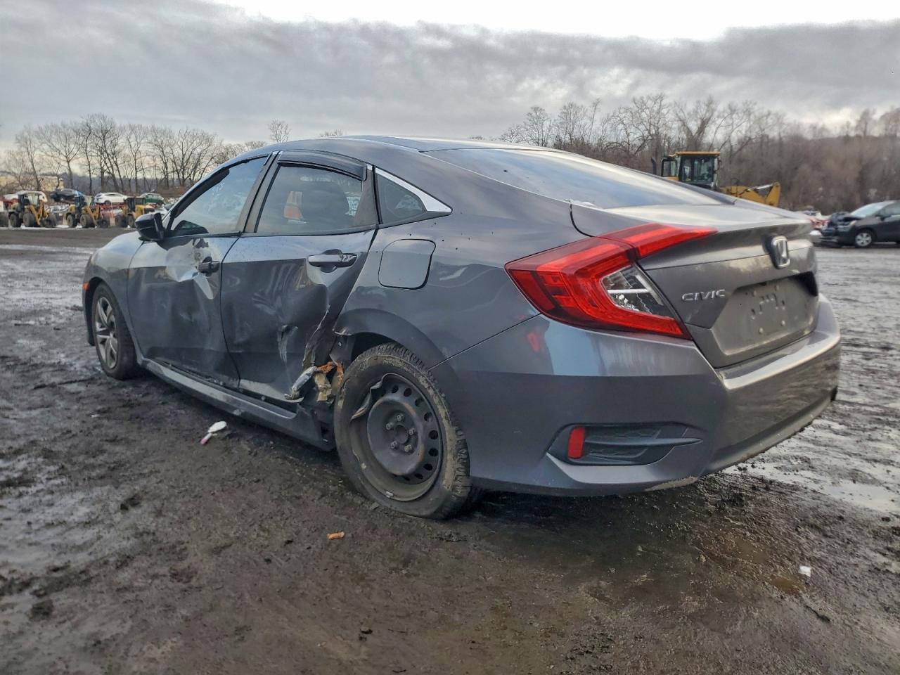 2017 HONDA CIVIC LX photo 2