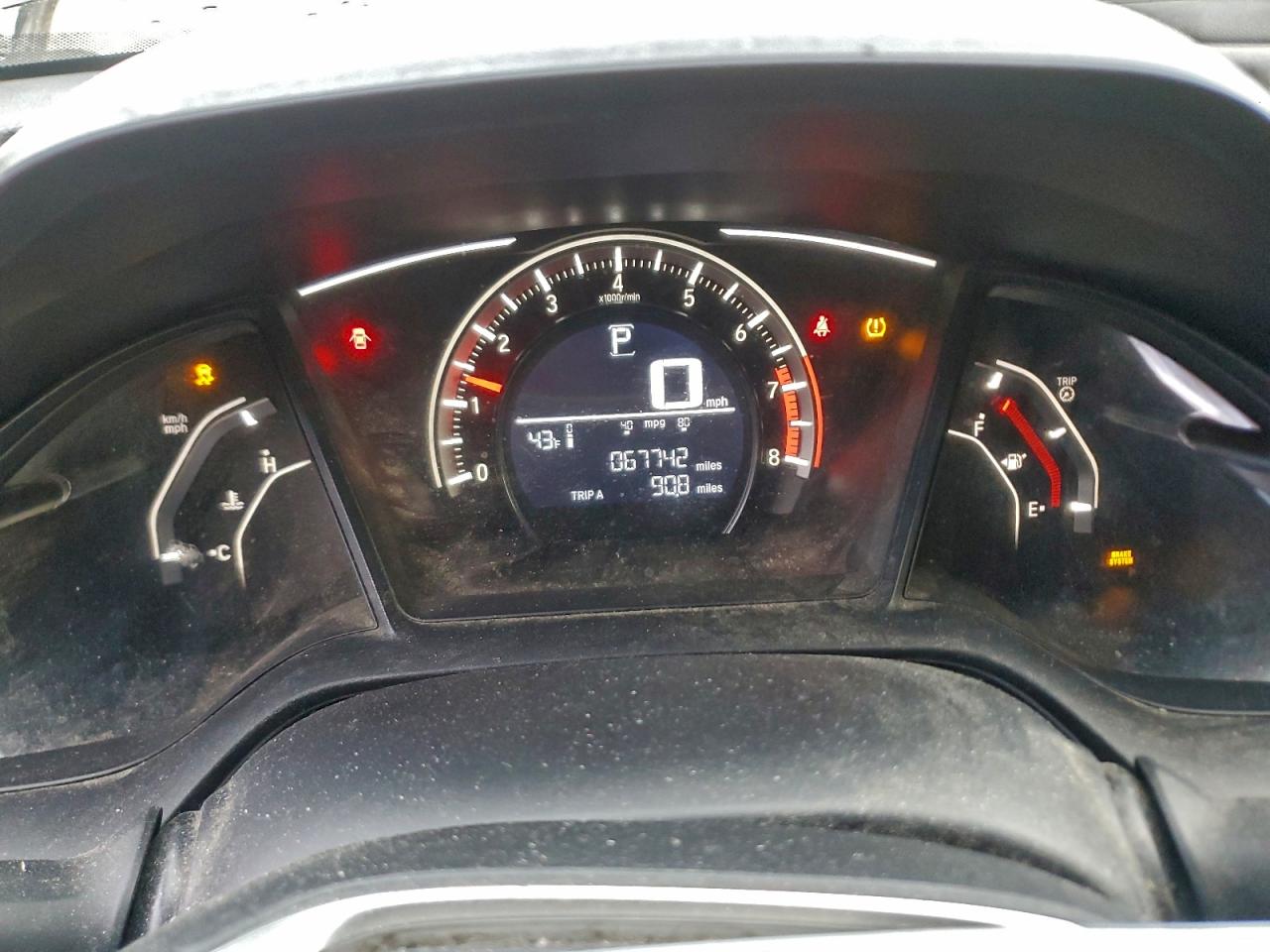 2017 HONDA CIVIC LX photo 9