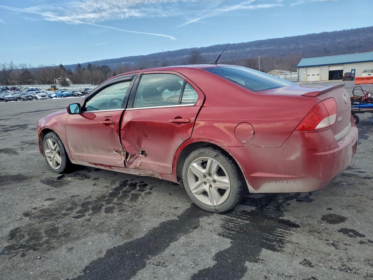 2010 MERCURY MILAN photo 2