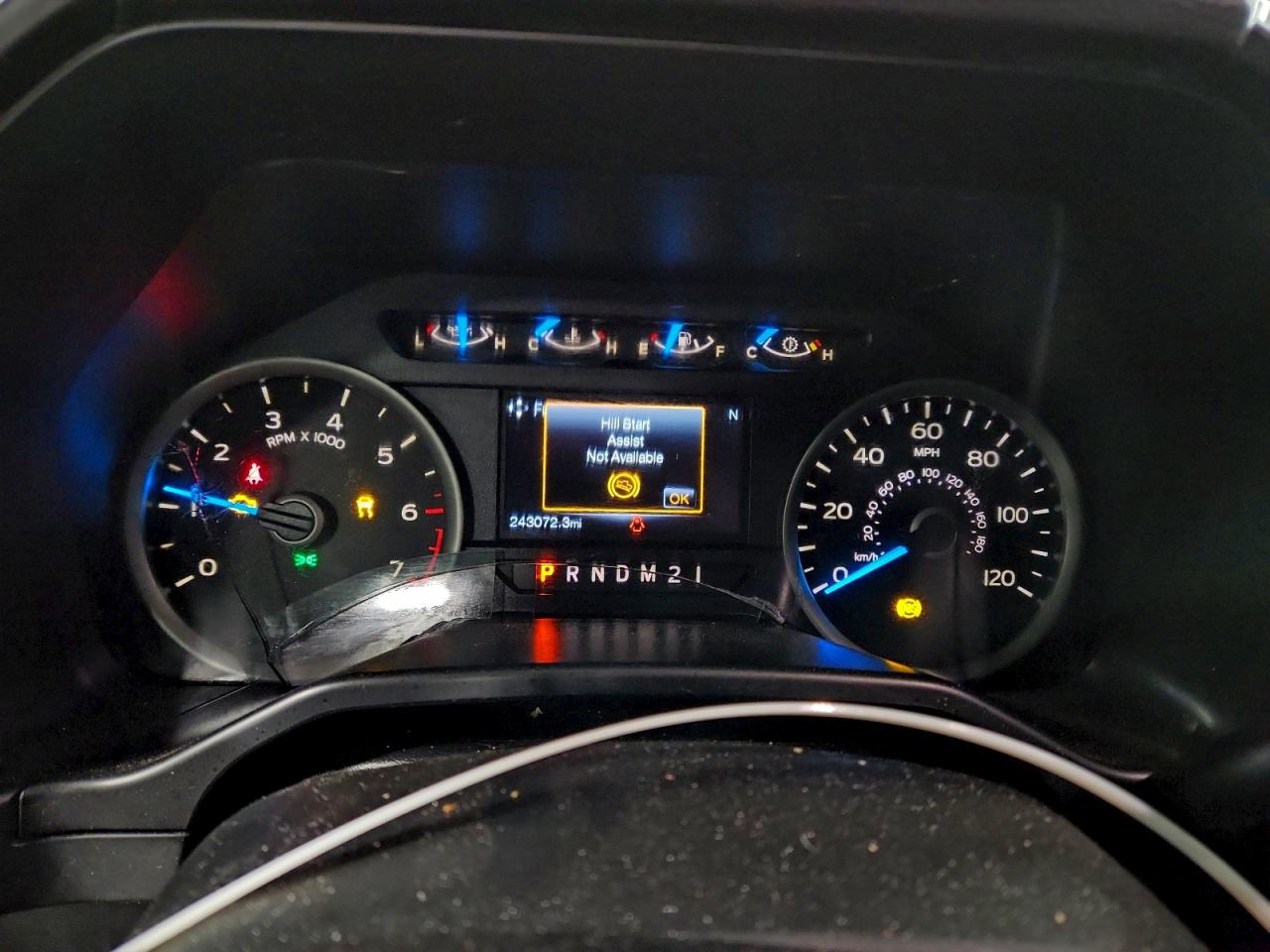 2015 FORD F150 SUPERCREW photo 9