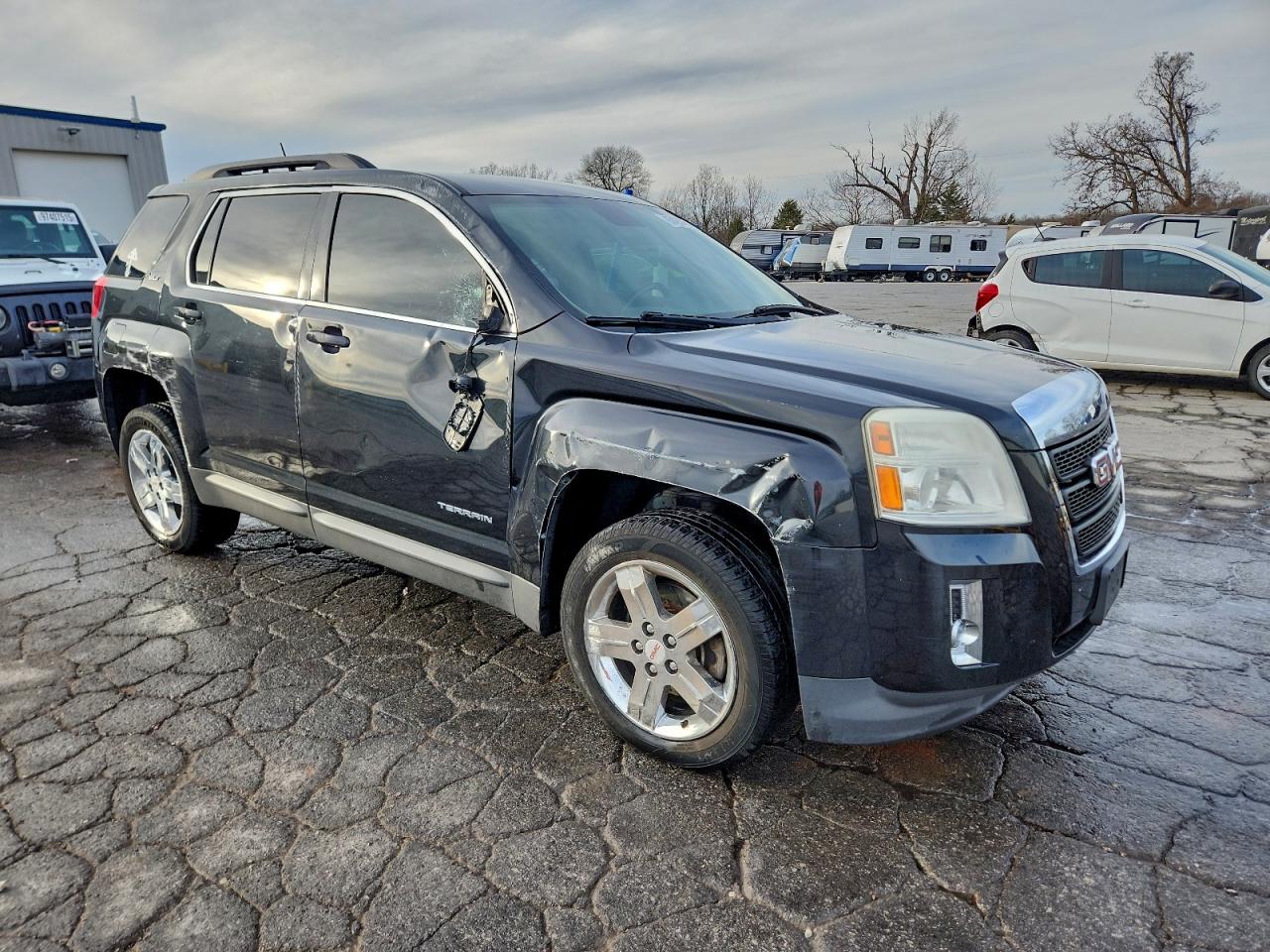 2013 GMC TERRAIN SLT photo 4