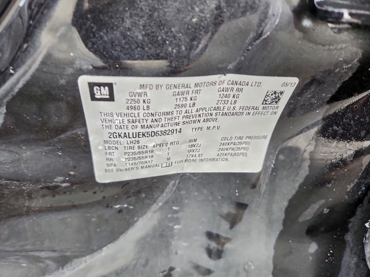 2013 GMC TERRAIN SLT photo 13