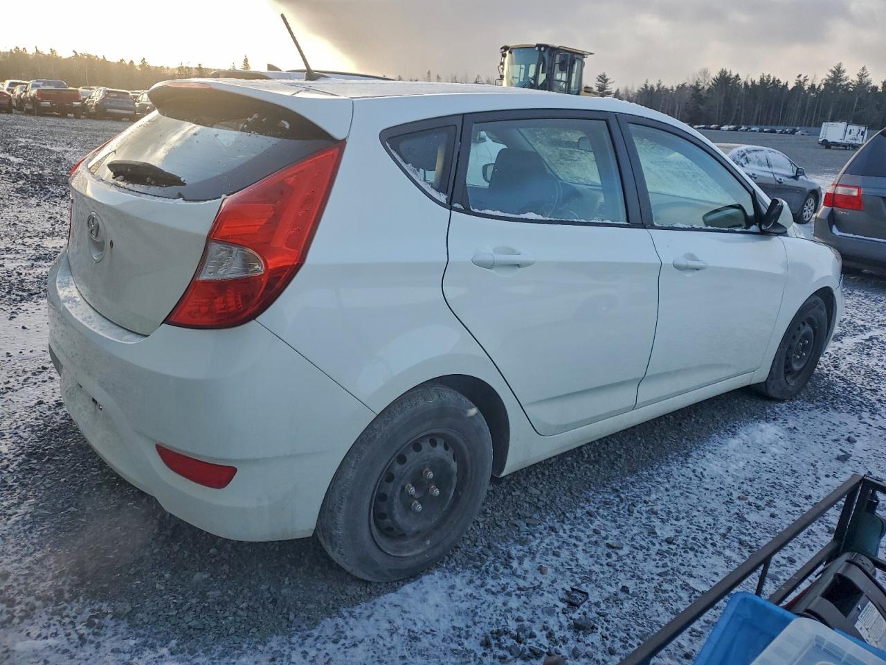 2016 HYUNDAI ACCENT SE photo 3