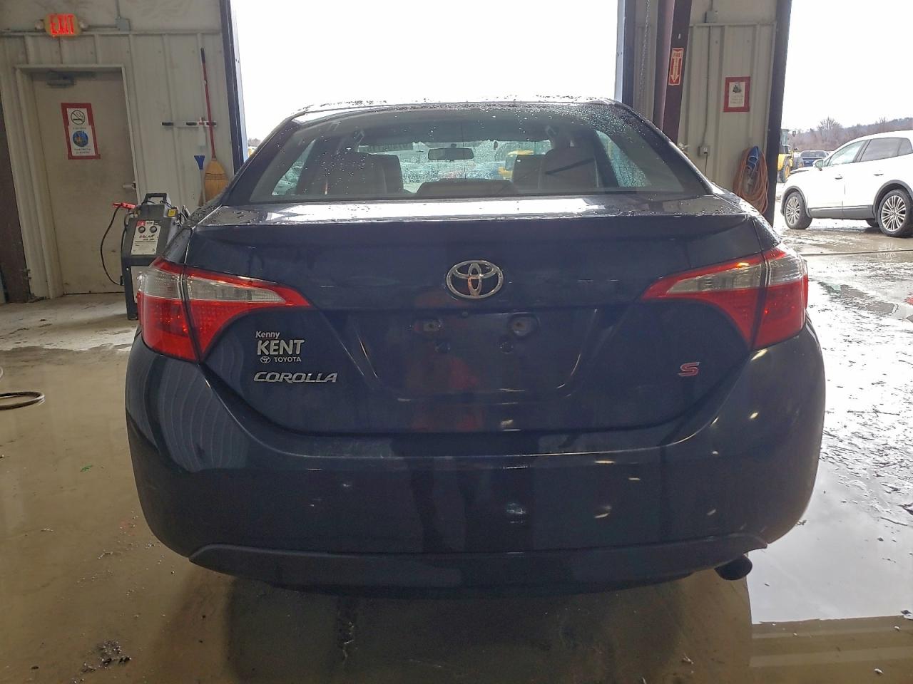 2014 TOYOTA COROLLA L photo 6