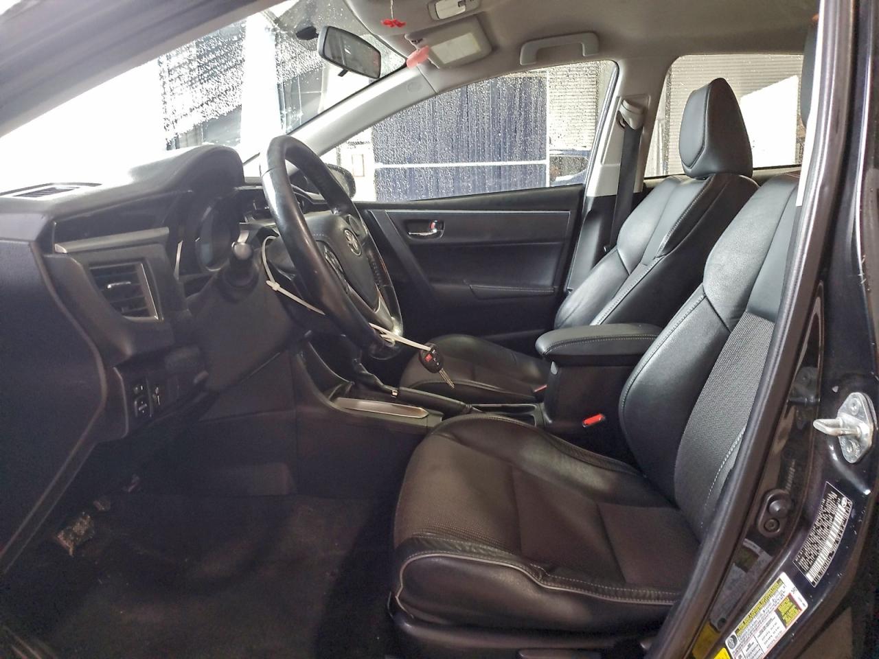 2014 TOYOTA COROLLA L photo 7