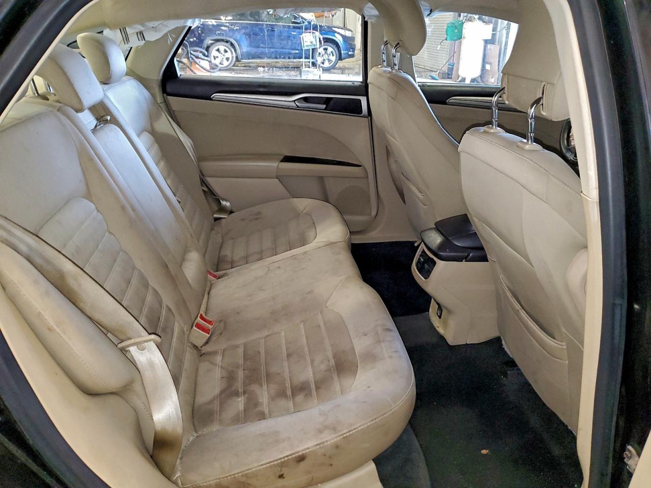 2013 FORD FUSION SE photo 10