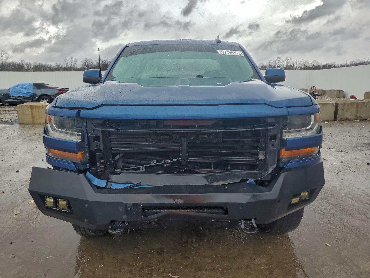 2017 CHEVROLET SILVERADO K1500 LT photo 5