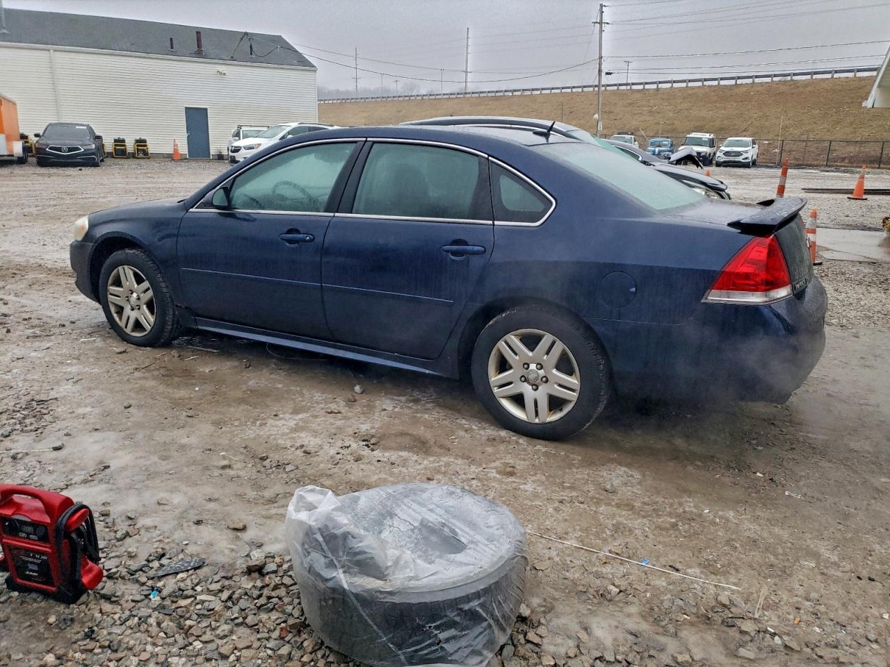 2012 CHEVROLET IMPALA LT photo 2