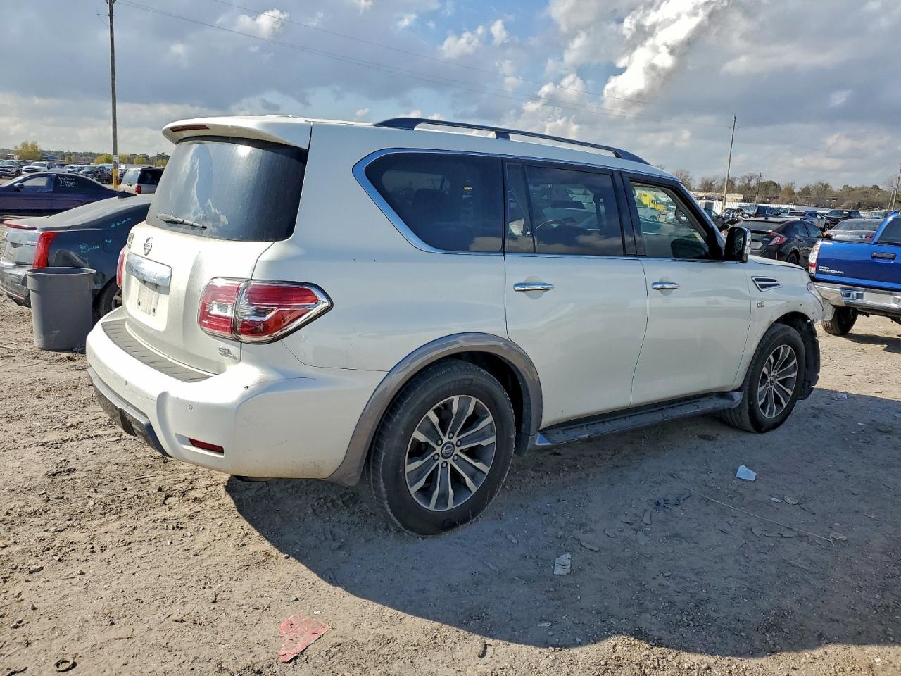 2020 NISSAN ARMADA SV photo 3