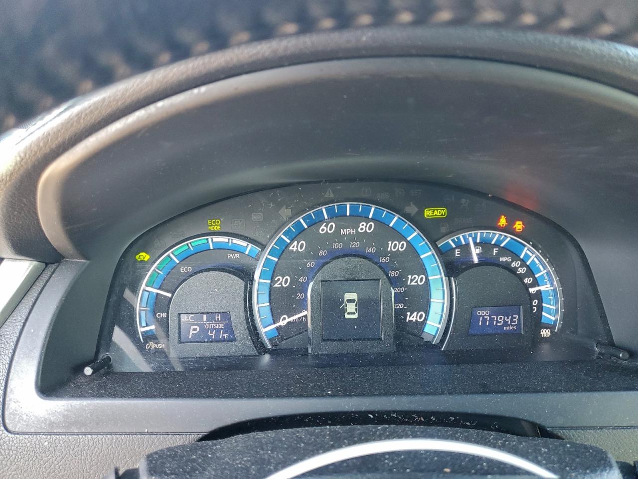 2014 TOYOTA CAMRY HYBRID photo 9