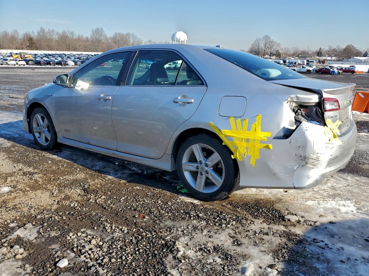 2014 TOYOTA CAMRY HYBRID photo 2