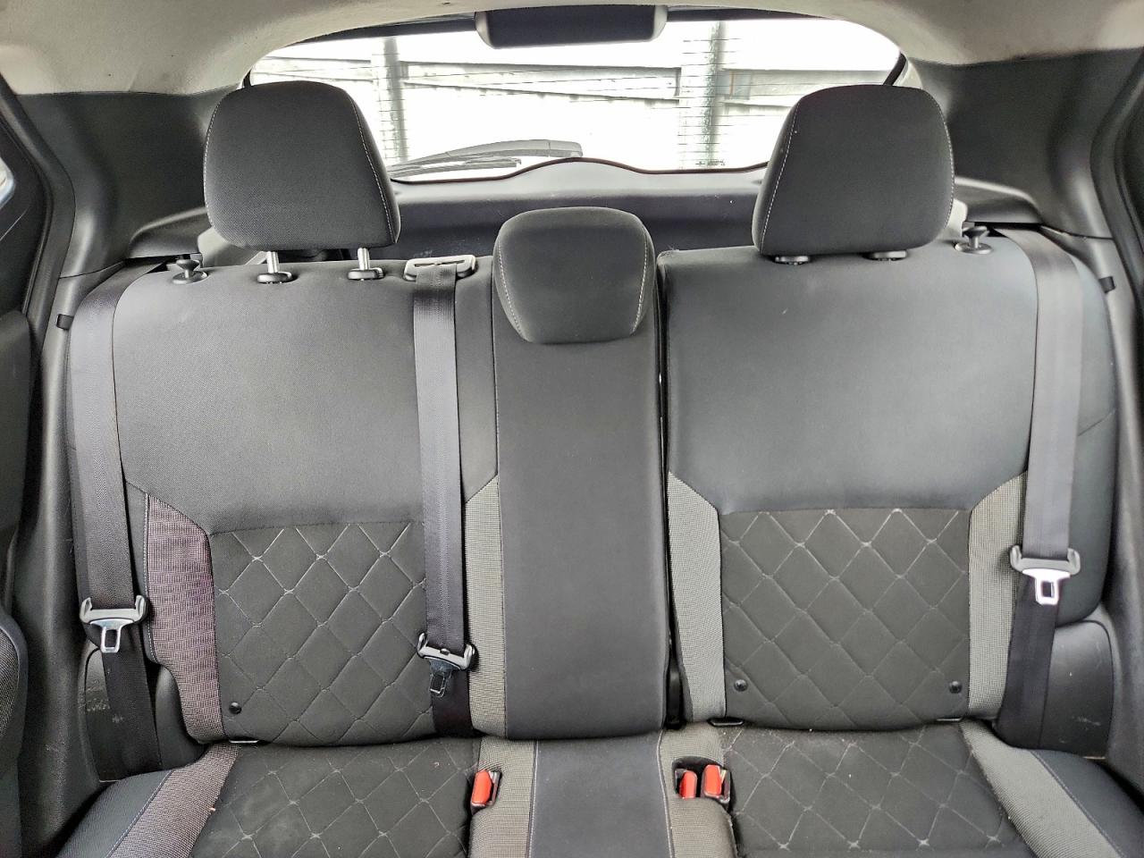 2019 NISSAN KICKS S photo 10