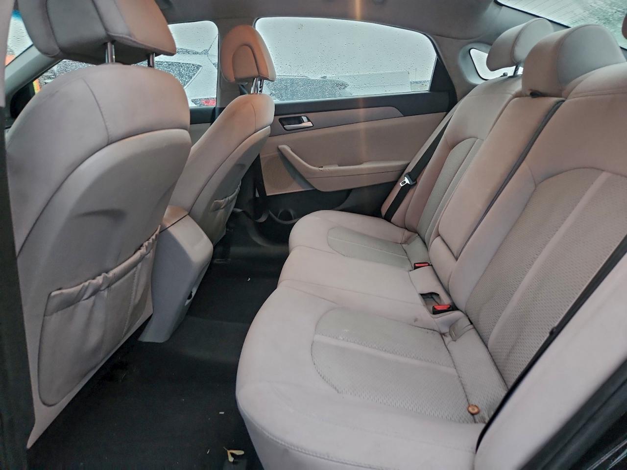 2017 HYUNDAI SONATA SE photo 10