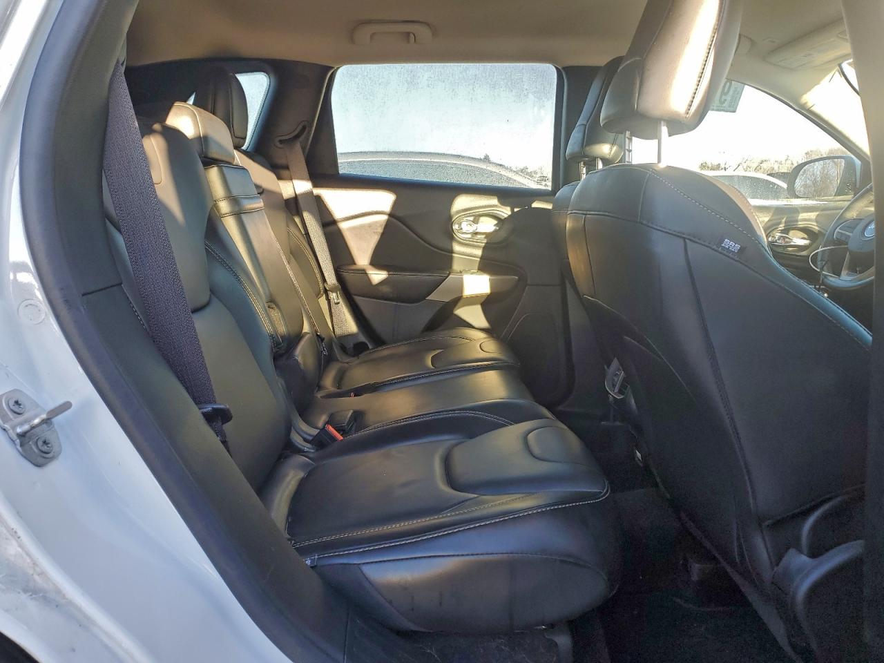 2018 JEEP CHEROKEE LIMITED photo 11