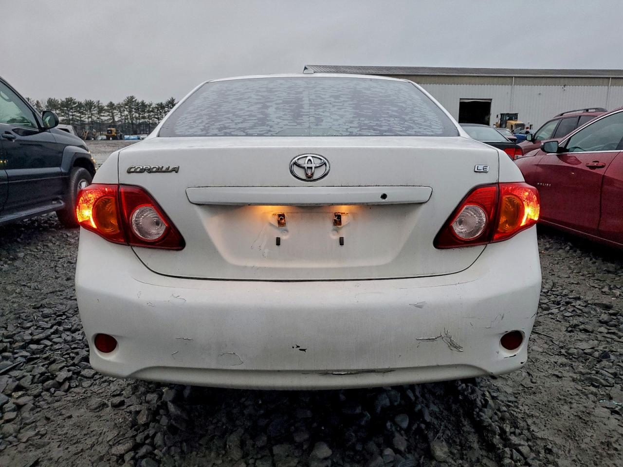 2010 TOYOTA COROLLA BASE photo 11