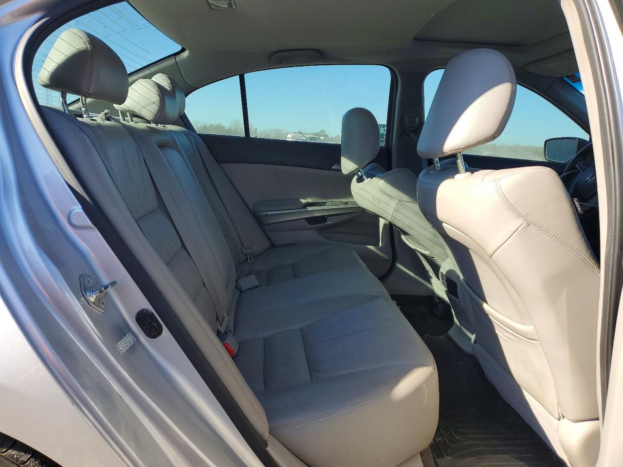 2010 HONDA ACCORD EXL photo 10