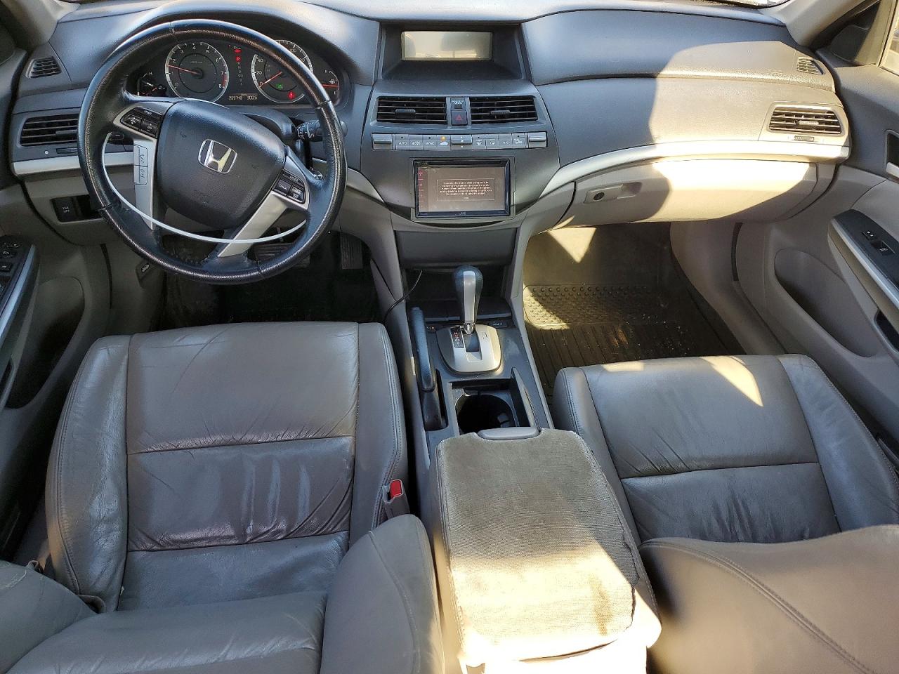 2010 HONDA ACCORD EXL photo 8