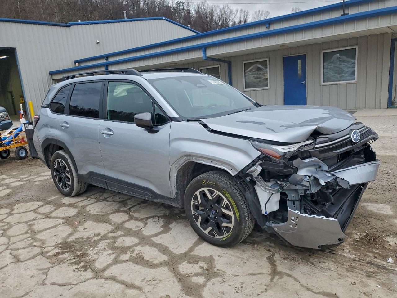 2025 SUBARU FORESTER PREMIUM photo 4