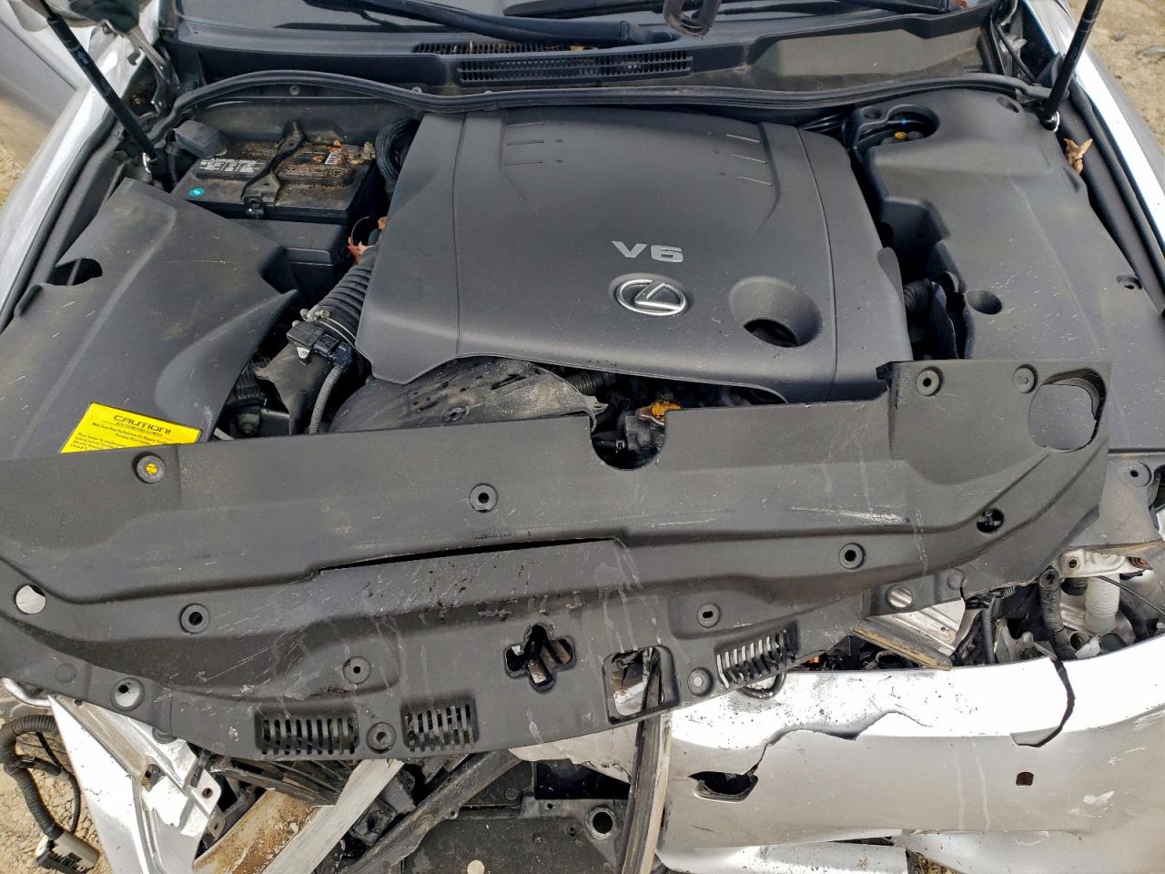 2010 LEXUS IS 250 photo 11