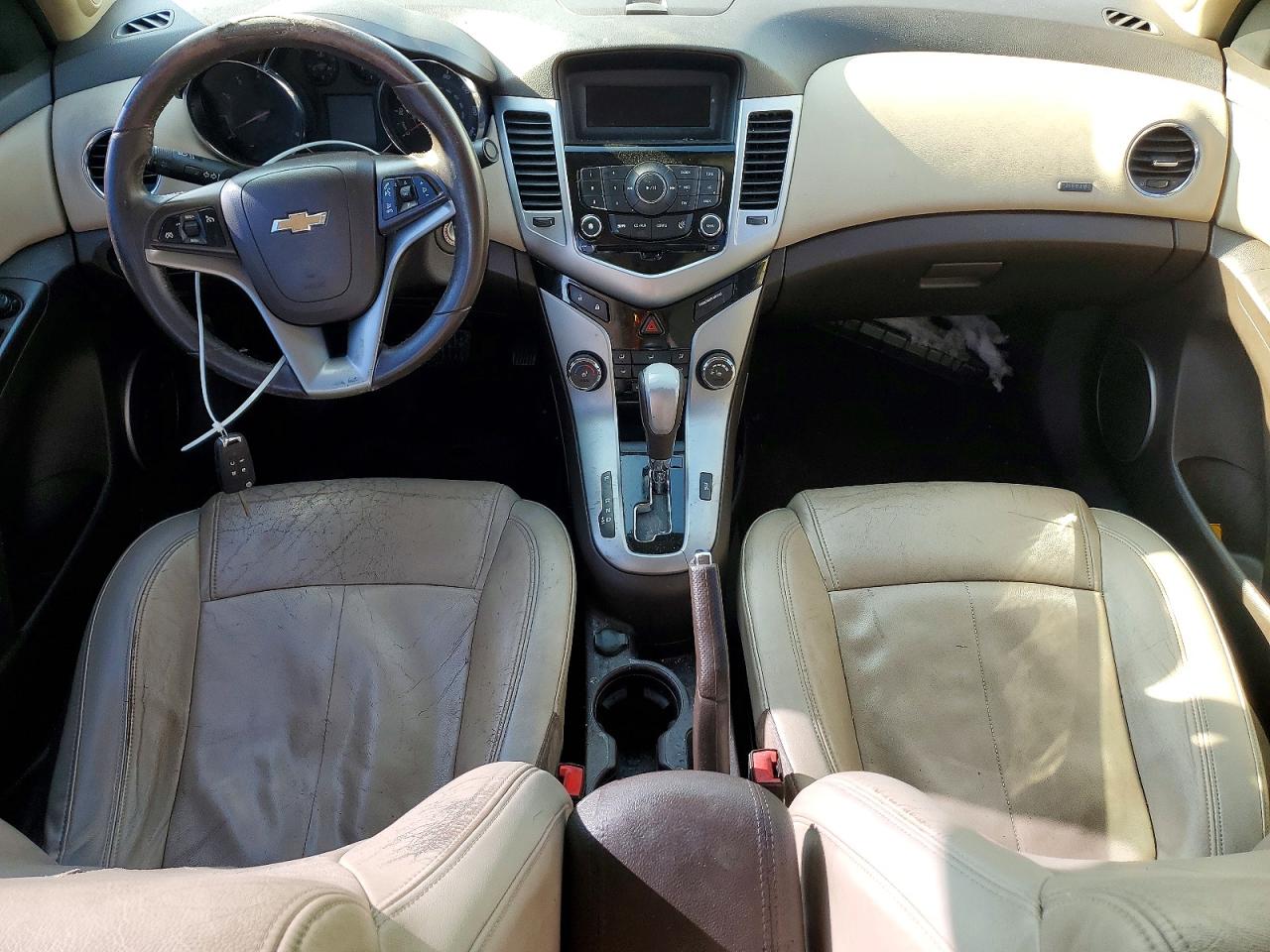 2011 CHEVROLET CRUZE LT photo 8