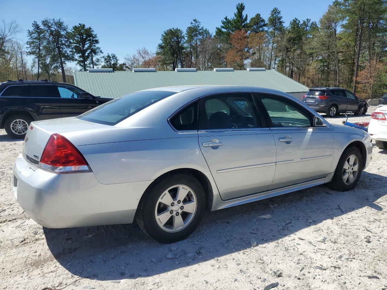 2011 CHEVROLET IMPALA LT photo 3