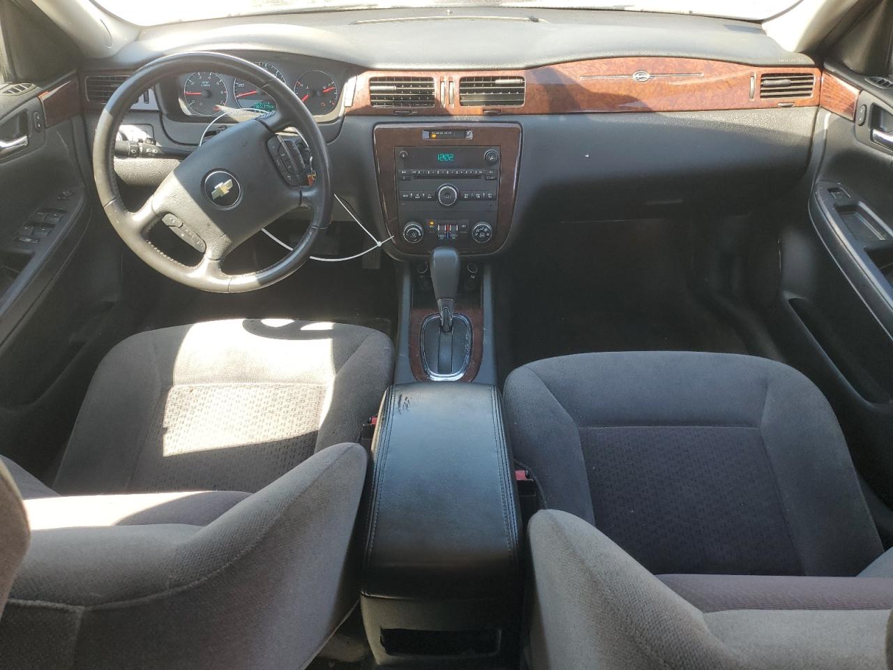 2011 CHEVROLET IMPALA LT photo 8