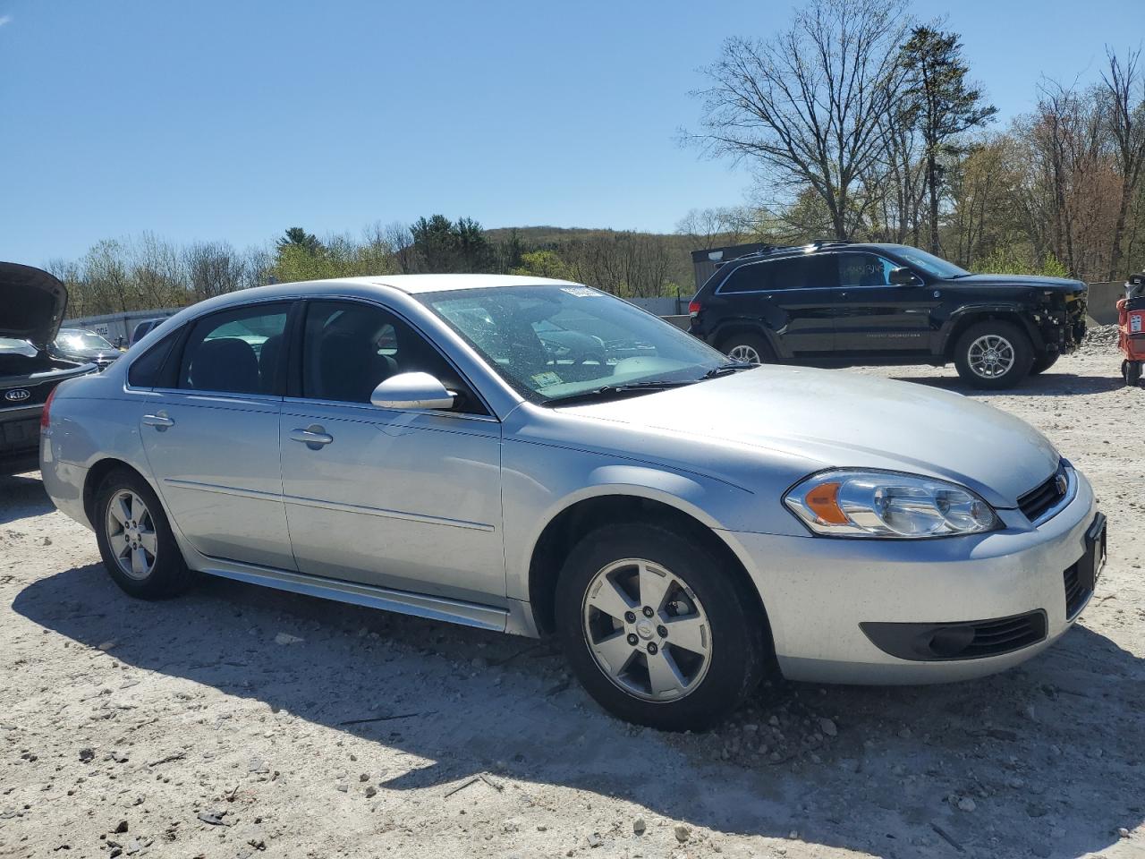 2011 CHEVROLET IMPALA LT photo 4